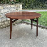 Round rosewood dining table by H. Henning for B. Hansen, 4/8 people.