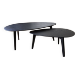 Pebble-shaped coffee tables