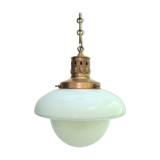 Opaline suspension at the end of the 19th century