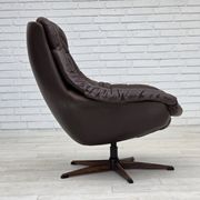 1970s, Danish design by H.W.Klein, swivel chair, for Bramin Møbler.