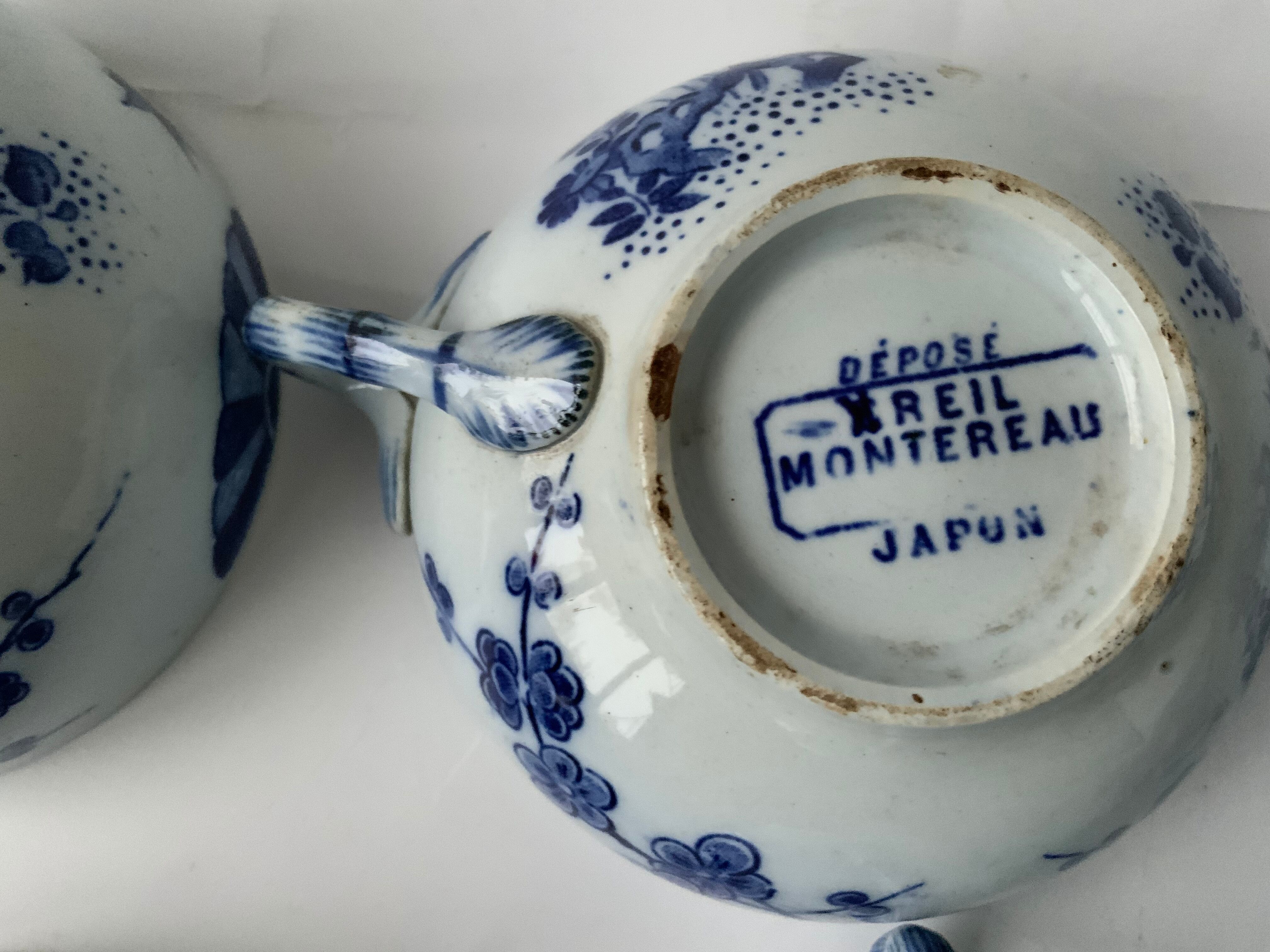 Old cups Creil & Montereau