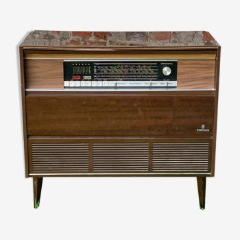 Grundig hi-fi vinyl radio cabinet