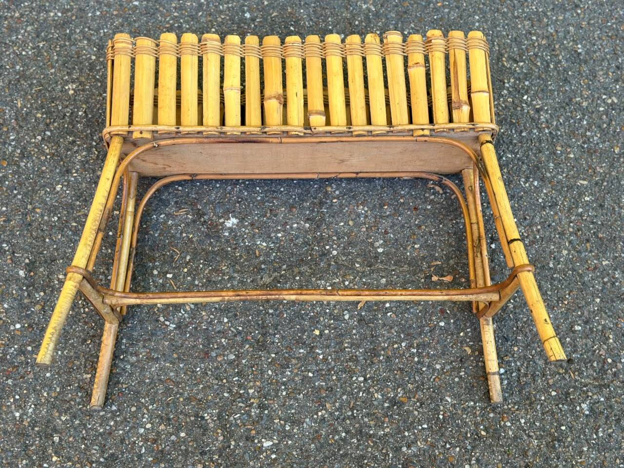 Vintage plant stand in rattan and bamboo, Bohemian 1970s.