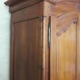 Armoire en merisier XIX, Louis XV
