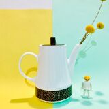 Brown and white porcelain theiere of the 70s _ retro-vintage -kitchen