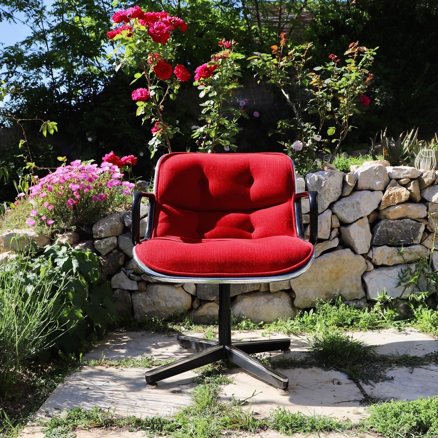 Armchair by Charles Pollock for Knoll 1970