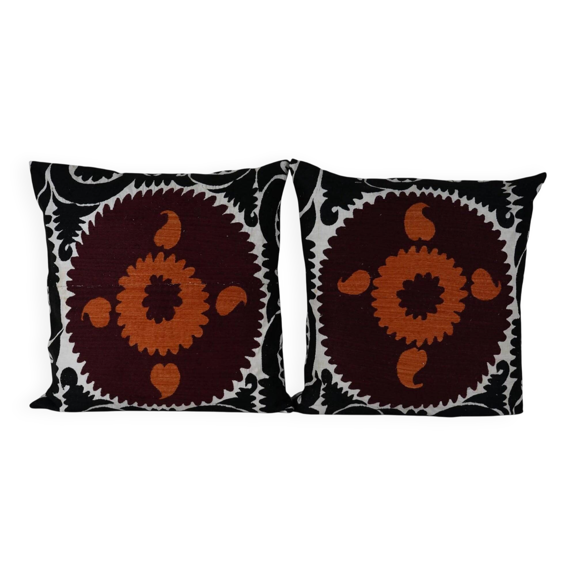 Set of 2 vintage embroidered cushion covers 66x71 cm