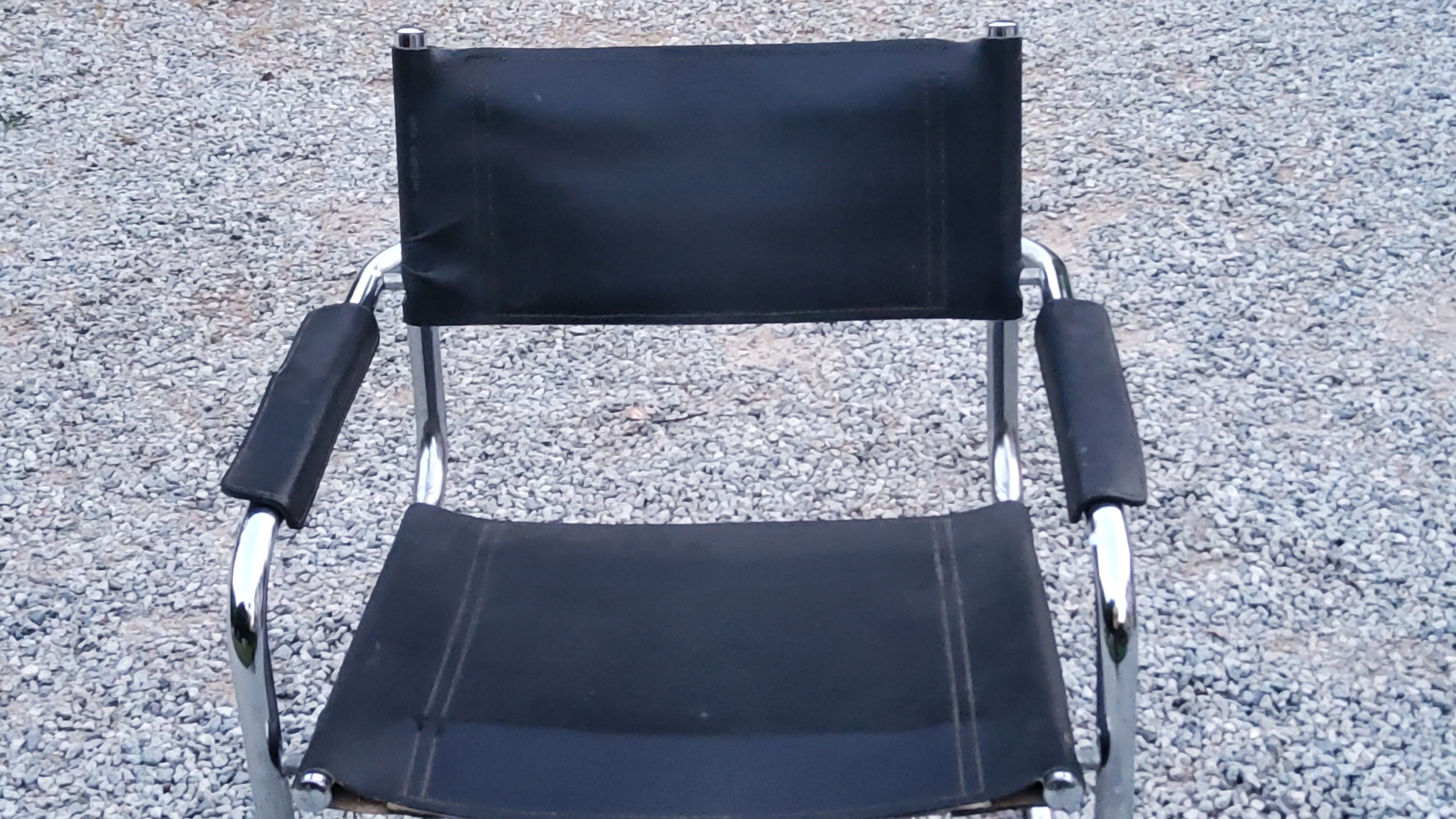 Fauteuil style MG5 tubes chromés assise et dossier cuir noir