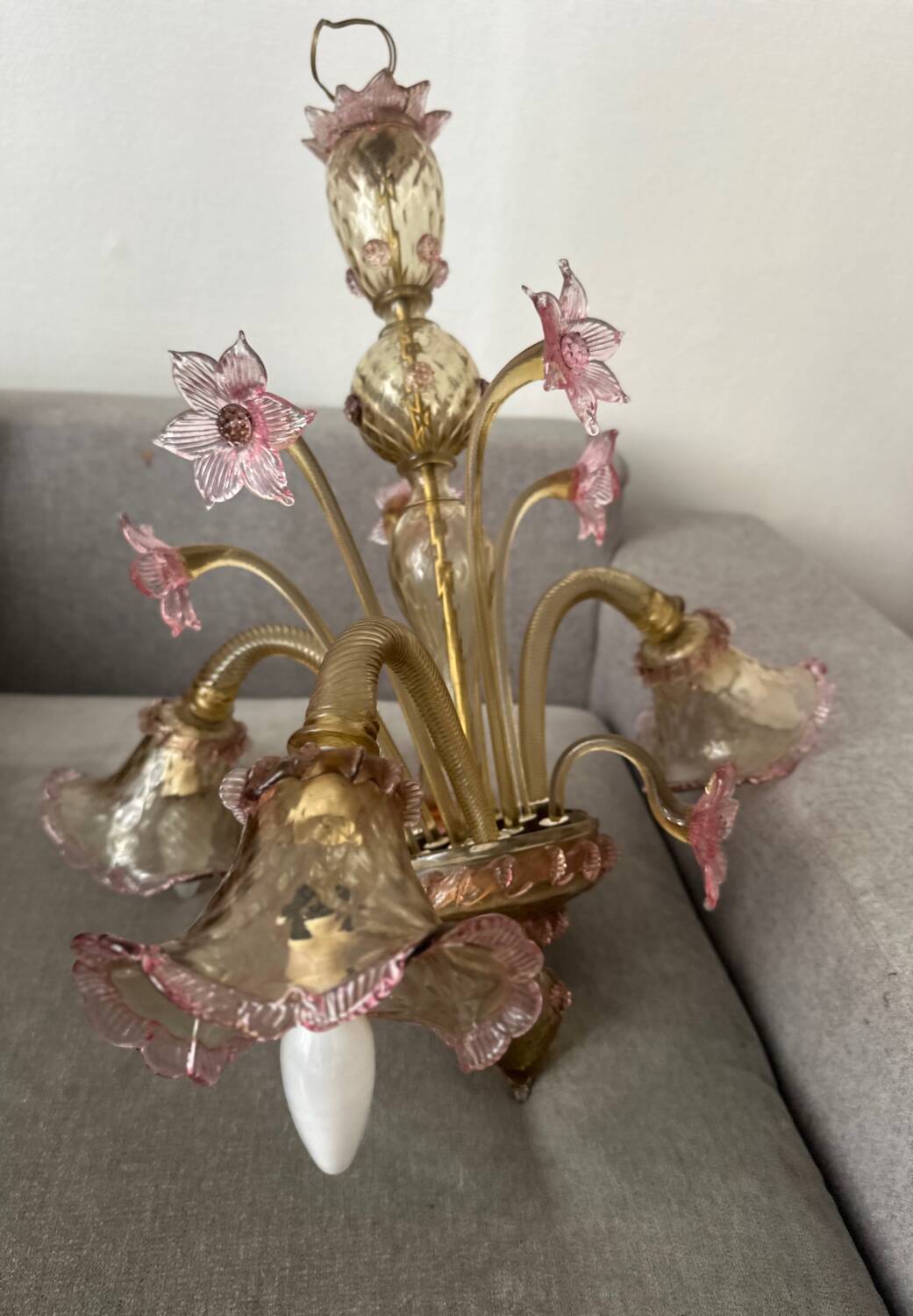 Murano glass chandelier Venetian flowers, circa 1950/1970 pink yellow