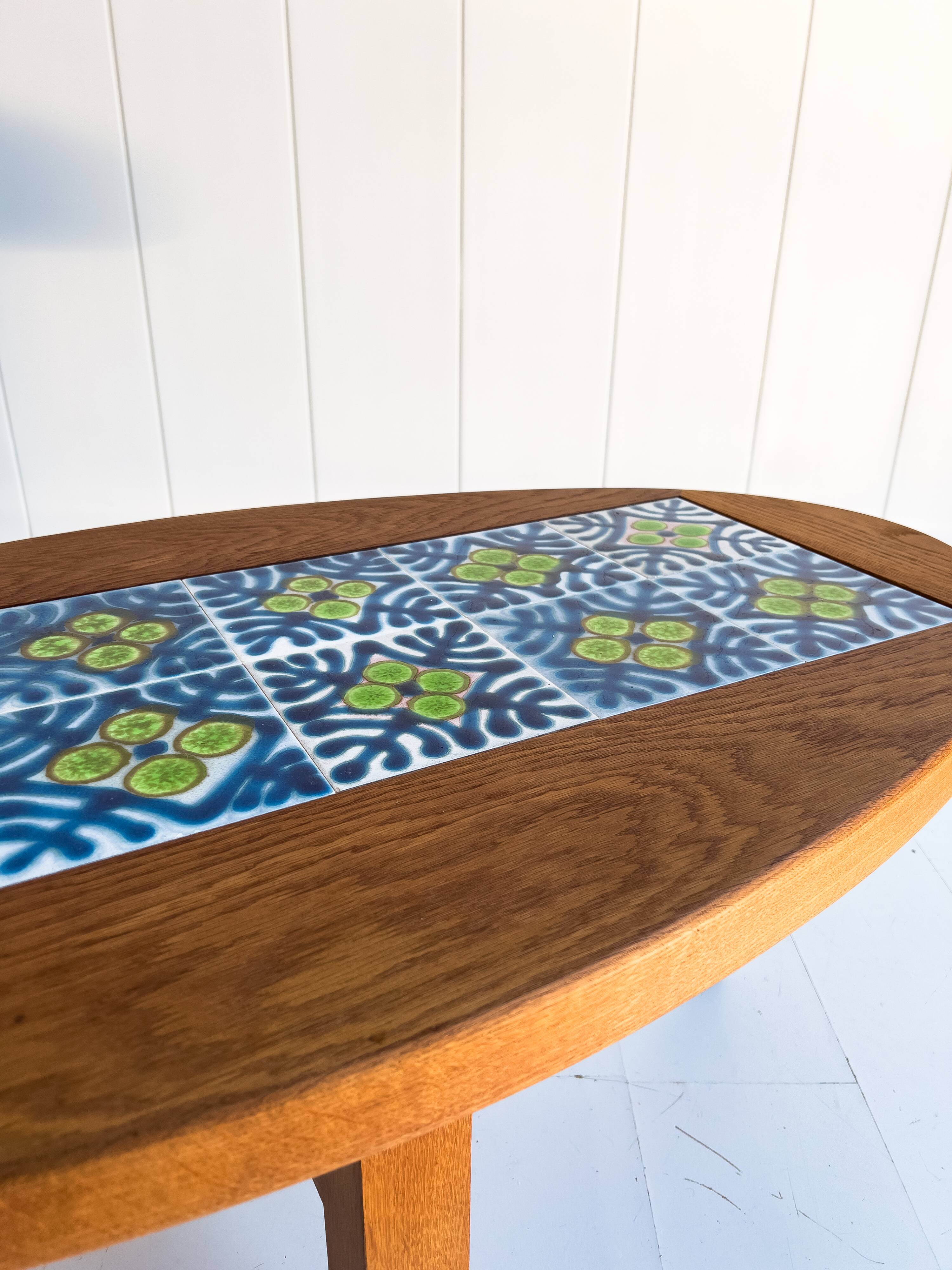 Table basse par Guillerme et Chambron pour Votre Maison
