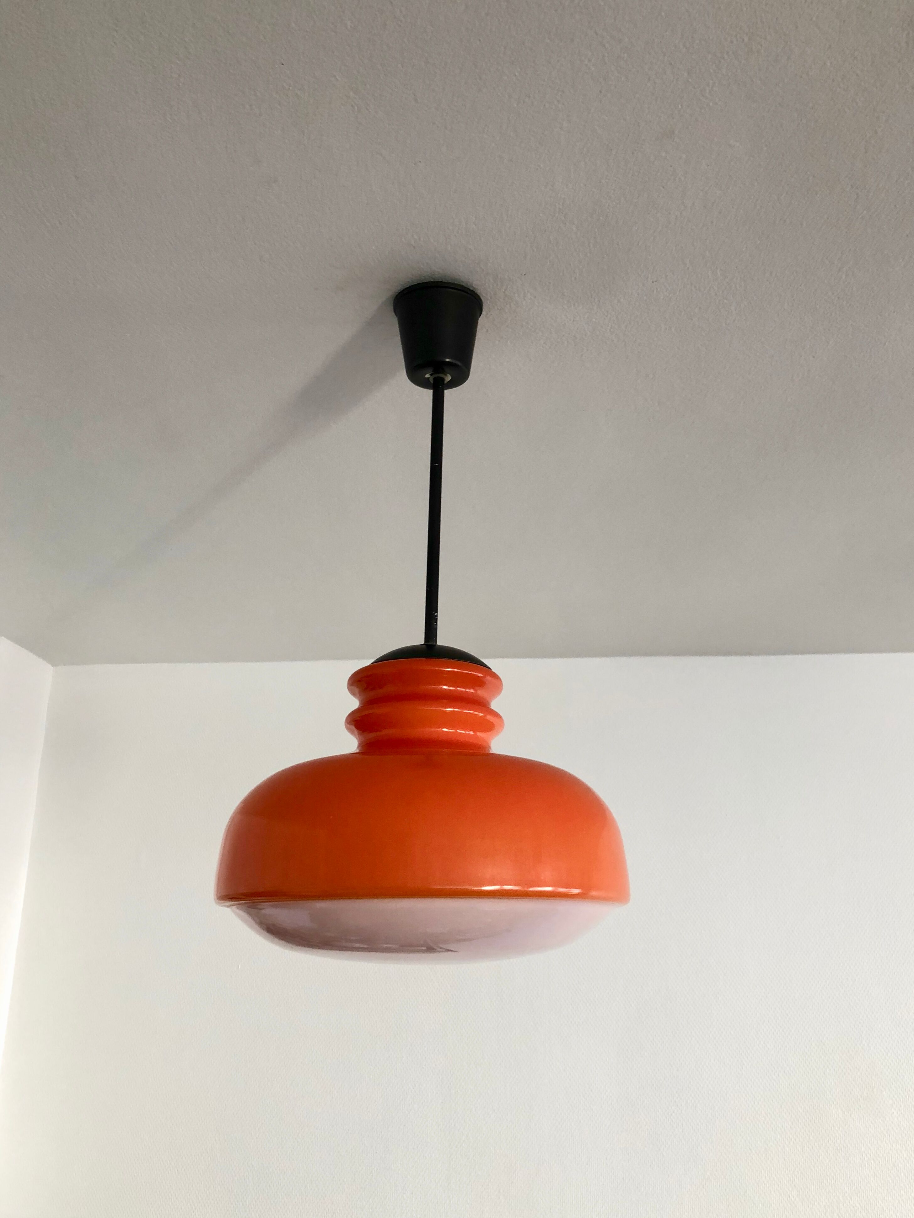 Orange opaline suspension