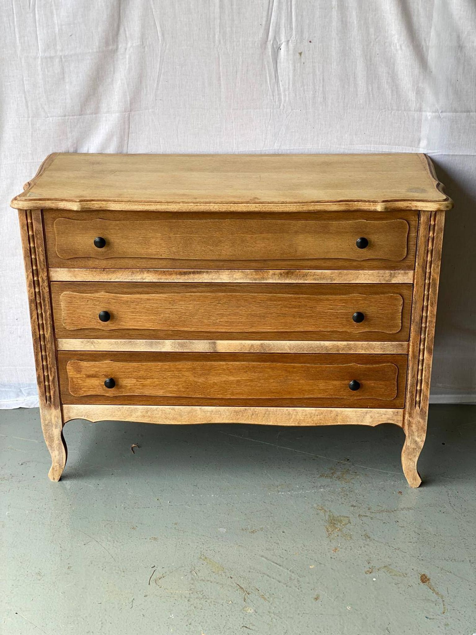 Neo rustic mini buffet chest of drawers with 3 drawers renovated in raw wood
