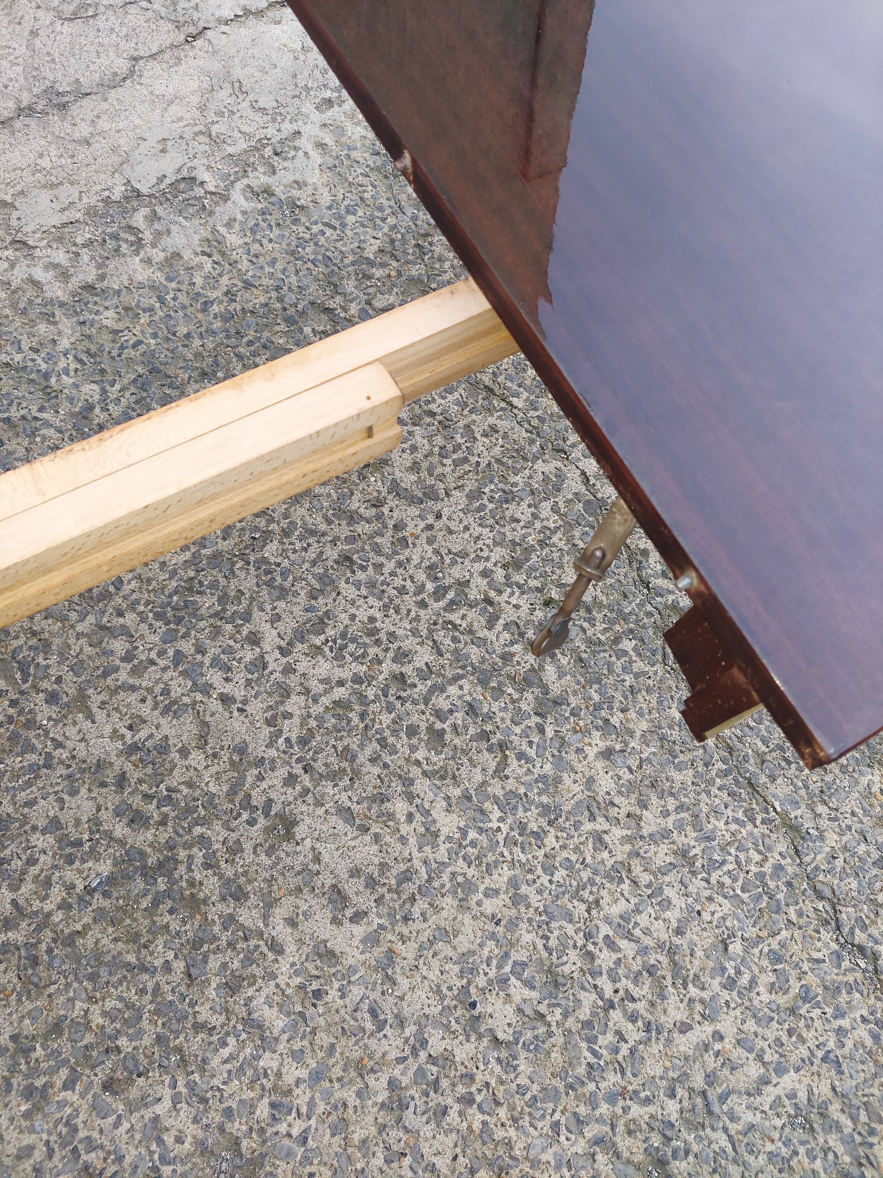 Lot oval table and 6 vintage chairs used