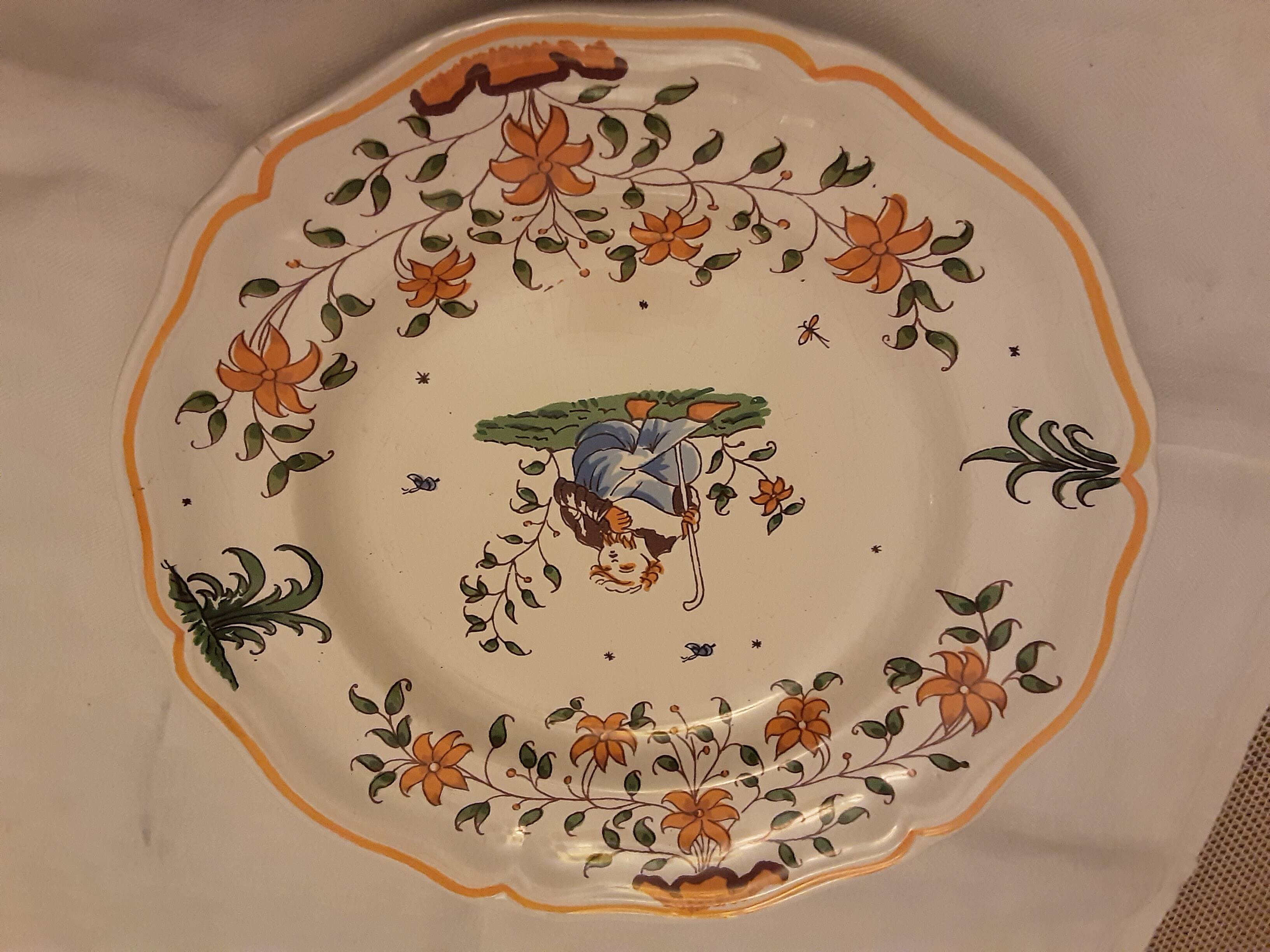 Assiette faience reproduction vieux  moustier ga