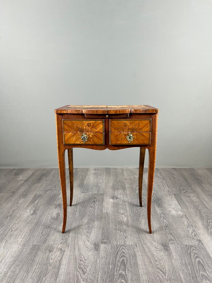 Sewing table in marquetry in the Louis XV style, 20th century