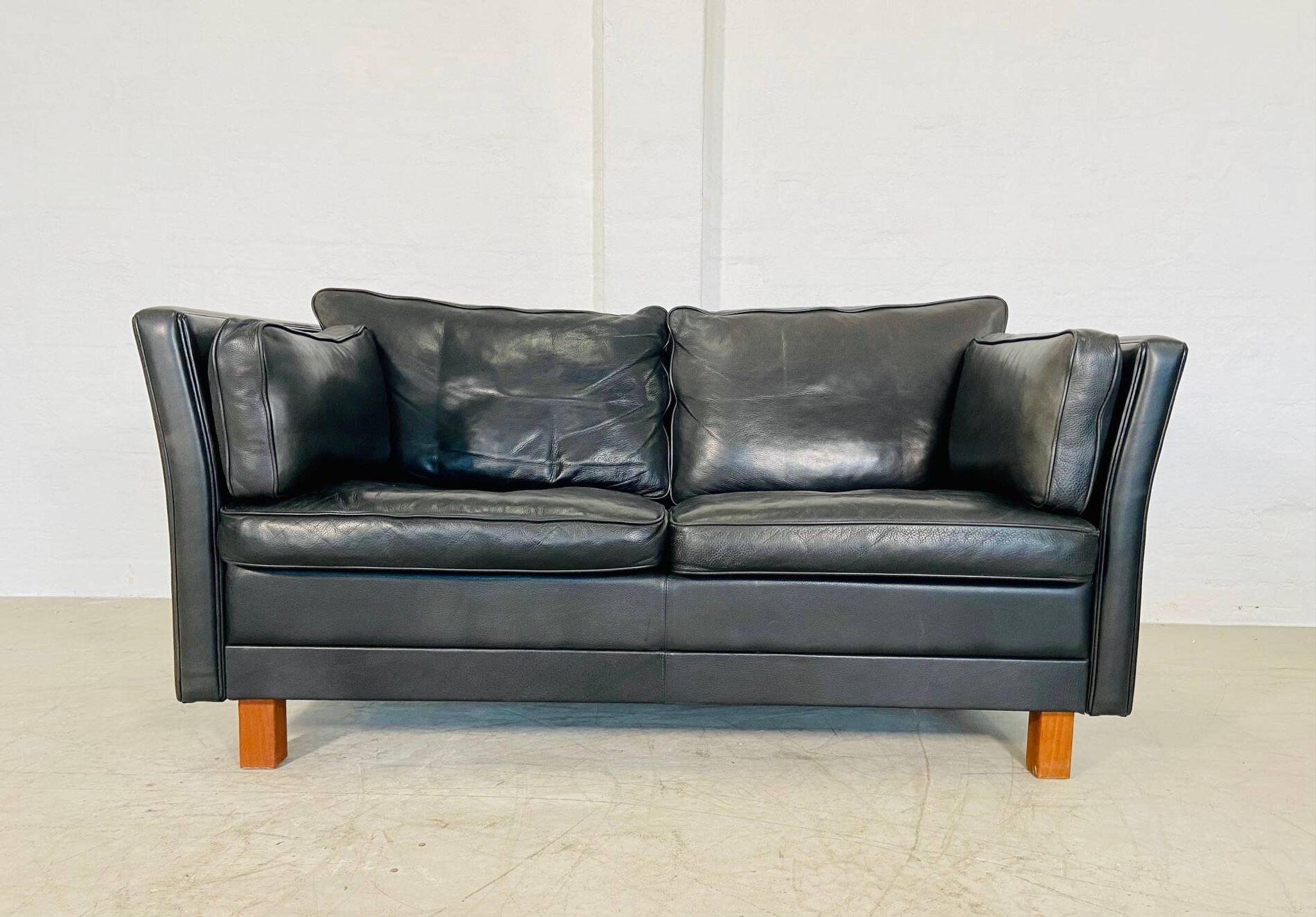 Vintage retro danish mogens hansen 2 person black leather sofa