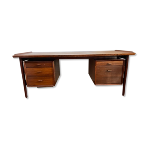 bureau scandinave d'Arne