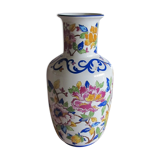 Earthenware vase decorated with peony