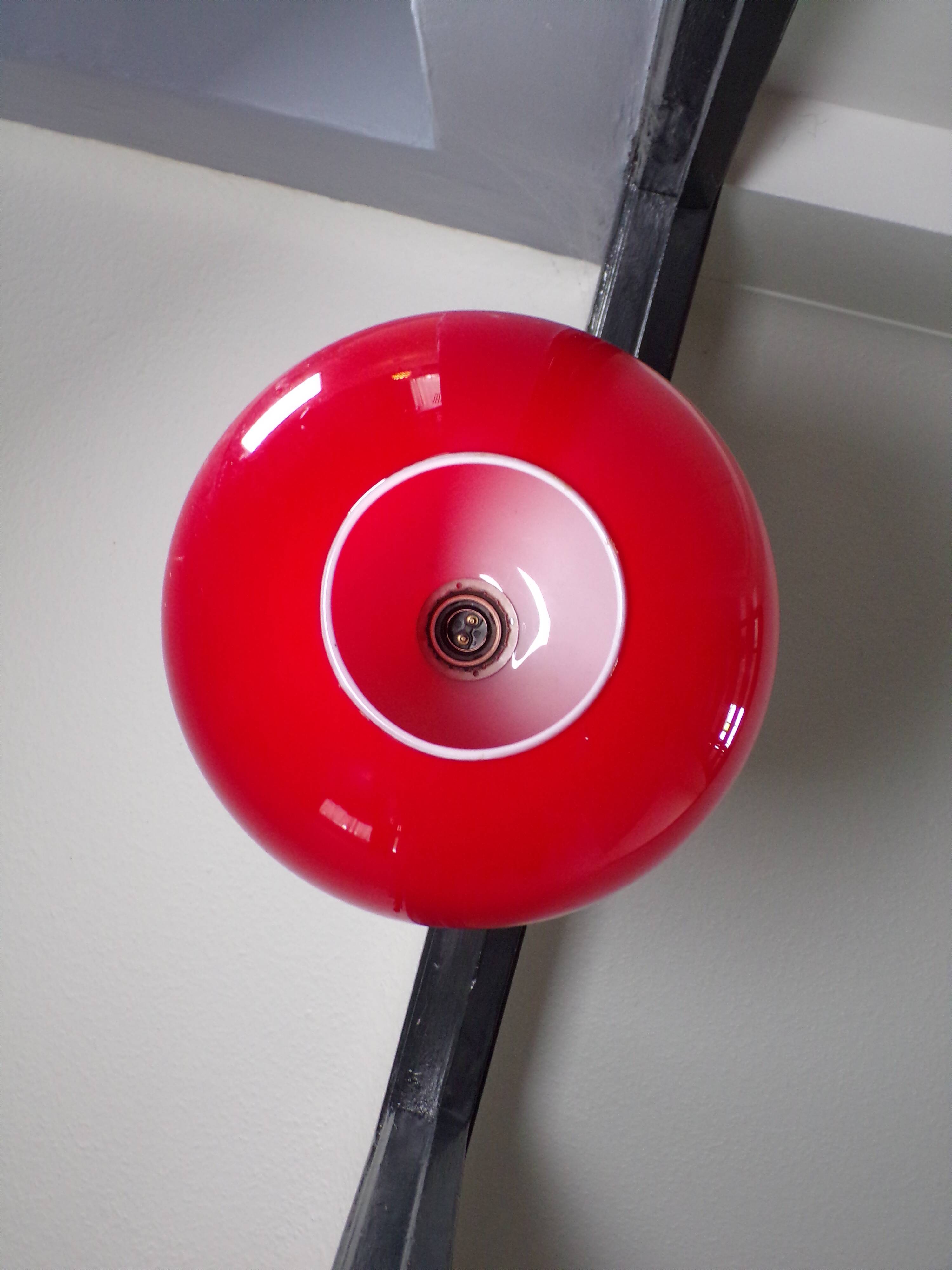 Suspension boule opaline rouge Ø30cm