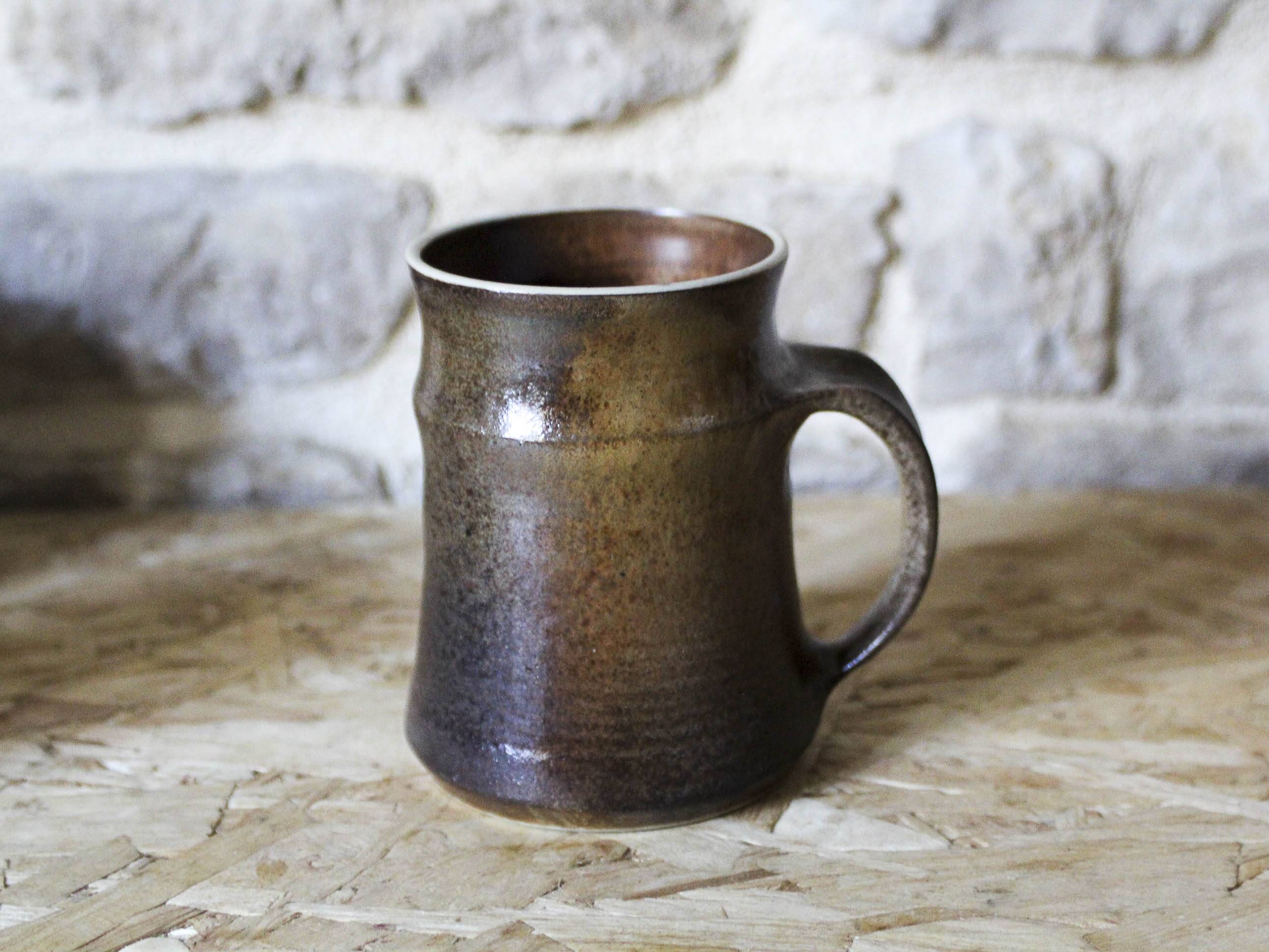 Pitcher service and 6 ceramic cups