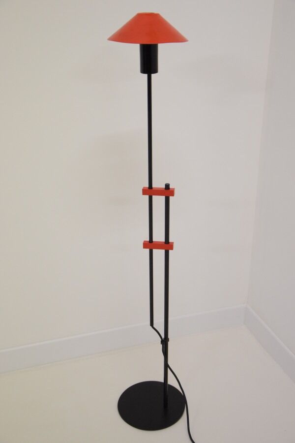 Italian design lamp lacquered metal 80's