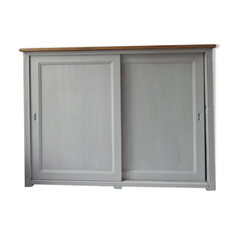 Vintage loom furniture in pearl gray patinated oak, 2 sliding doors, 6 shelves.