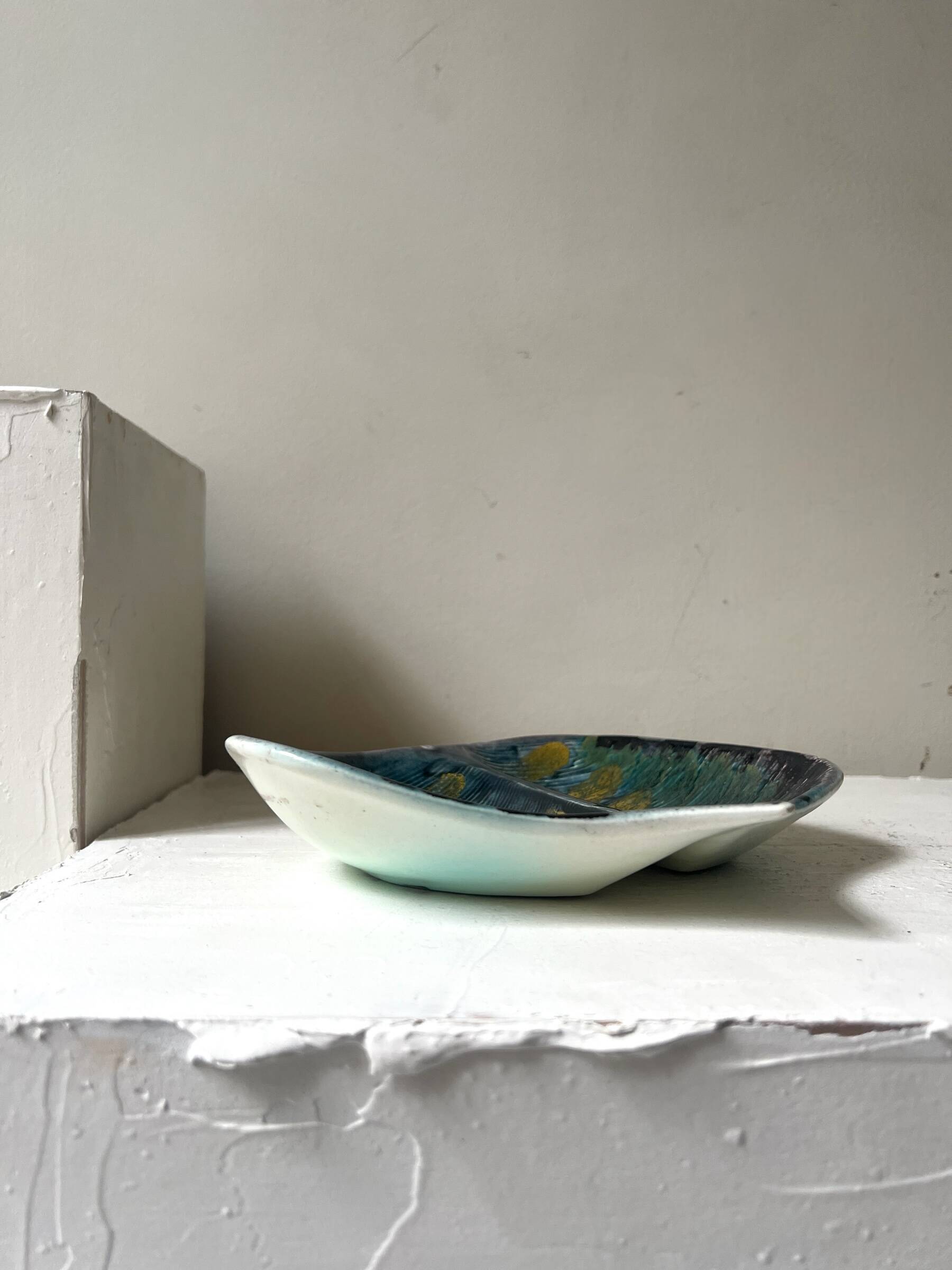 Enamelled ceramic pocket bowl – Vallauris / 1950s-70s