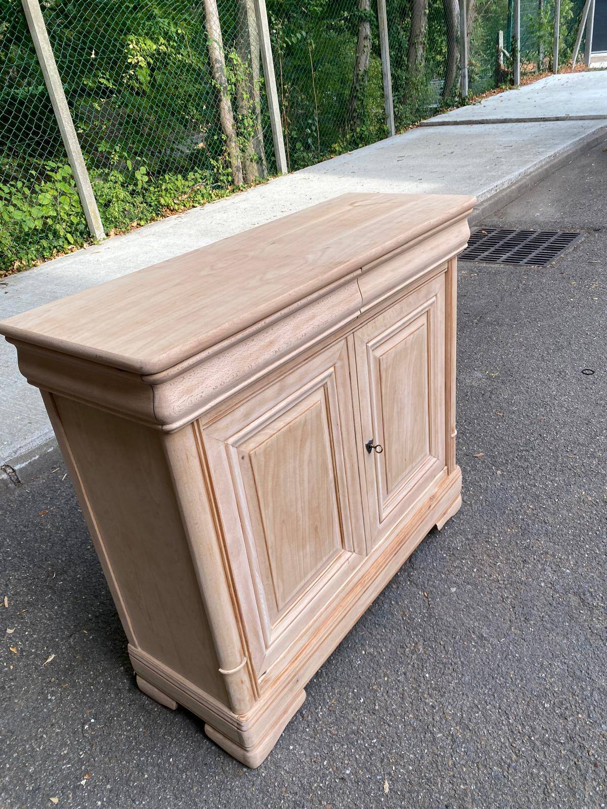 Louis Philippe buffet with 2 drawers and 2 doors, stripped wood from the 2000s.