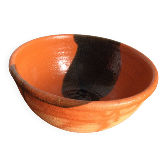 Terracotta salad bowl