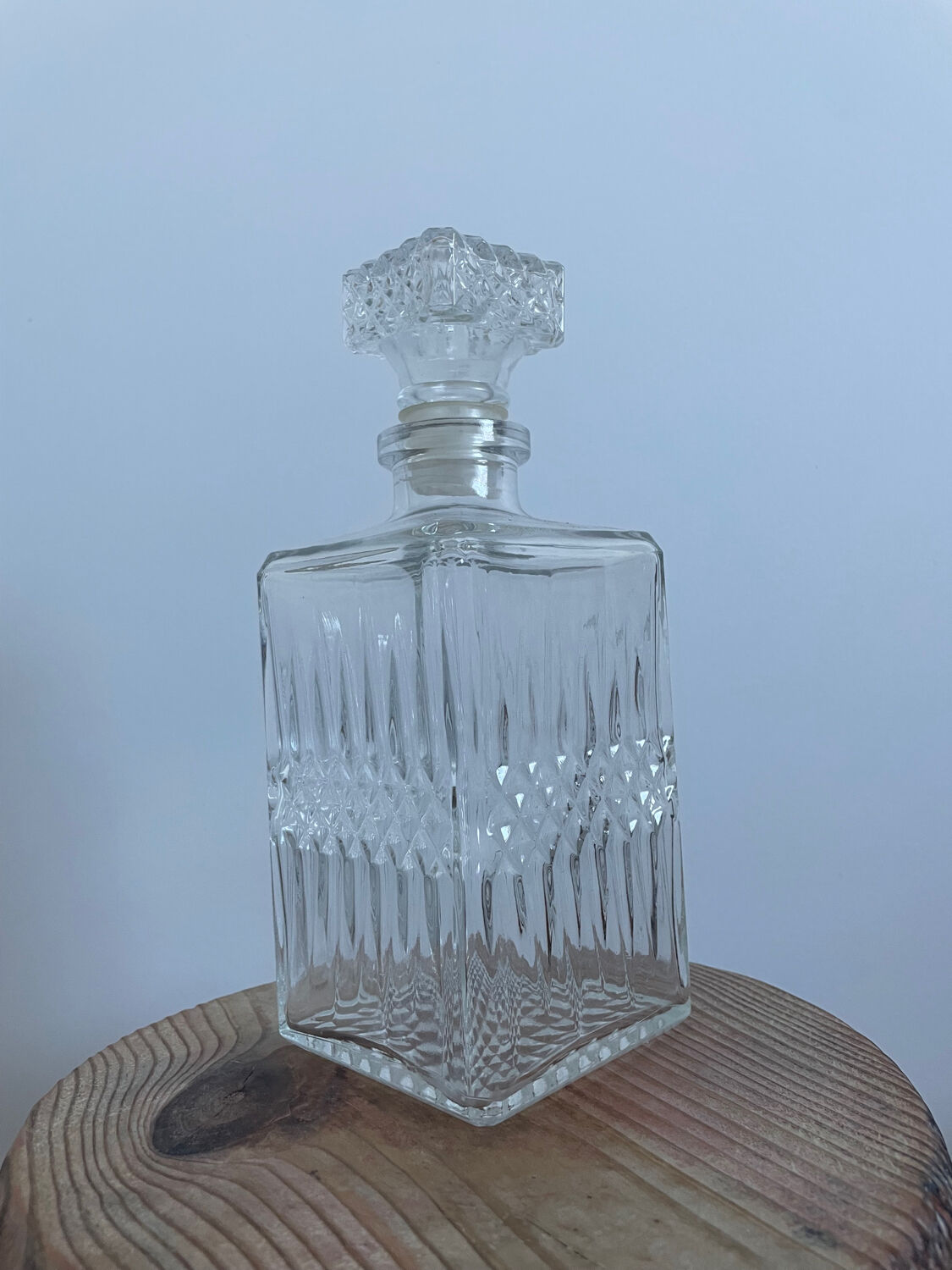 Whiskey decanter