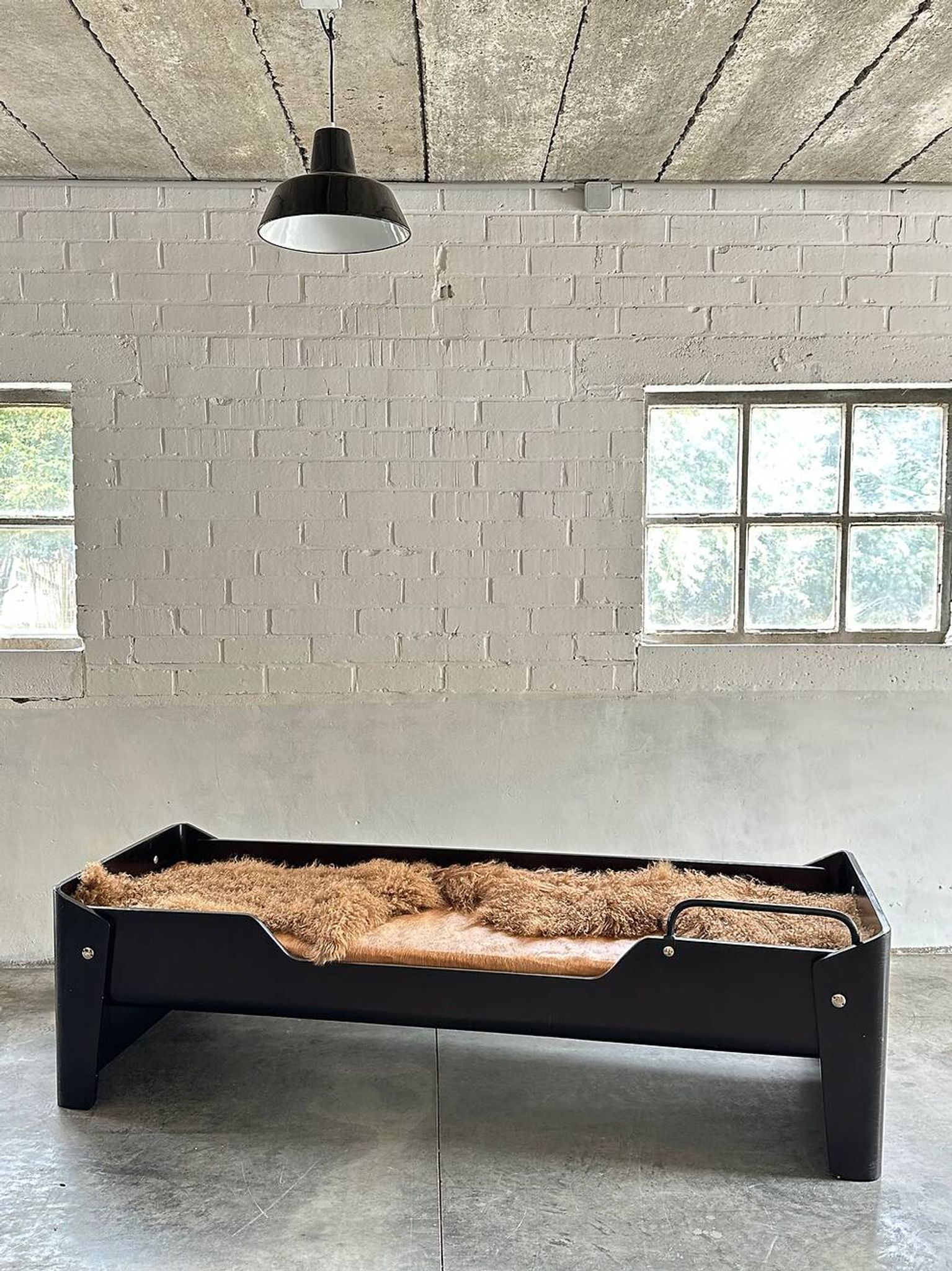 Lit par Jules Wabbes avec tissu Carine Boxy