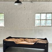 Lit par Jules Wabbes avec tissu Carine Boxy