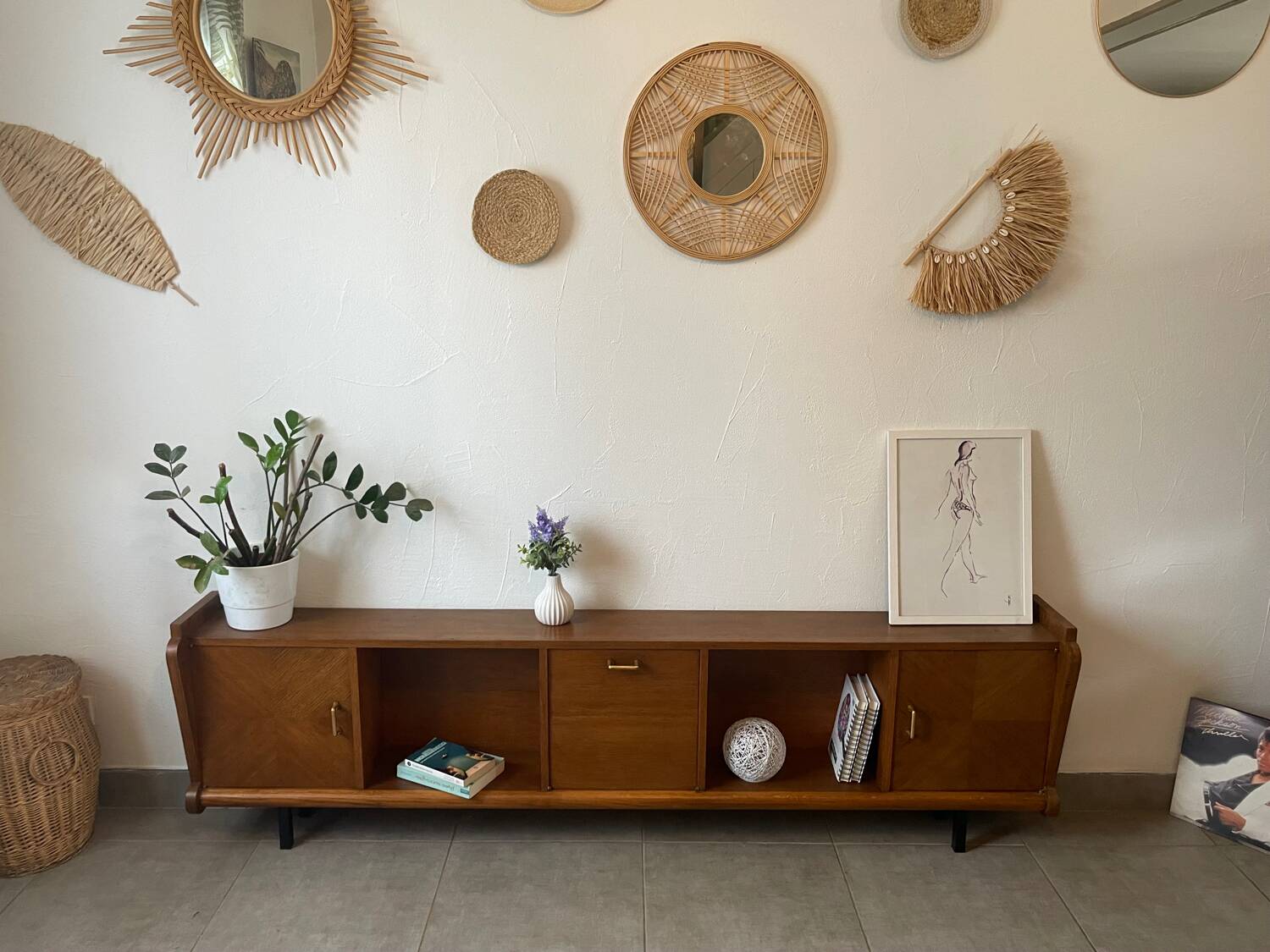 Vintage low oak sideboard (shallow)