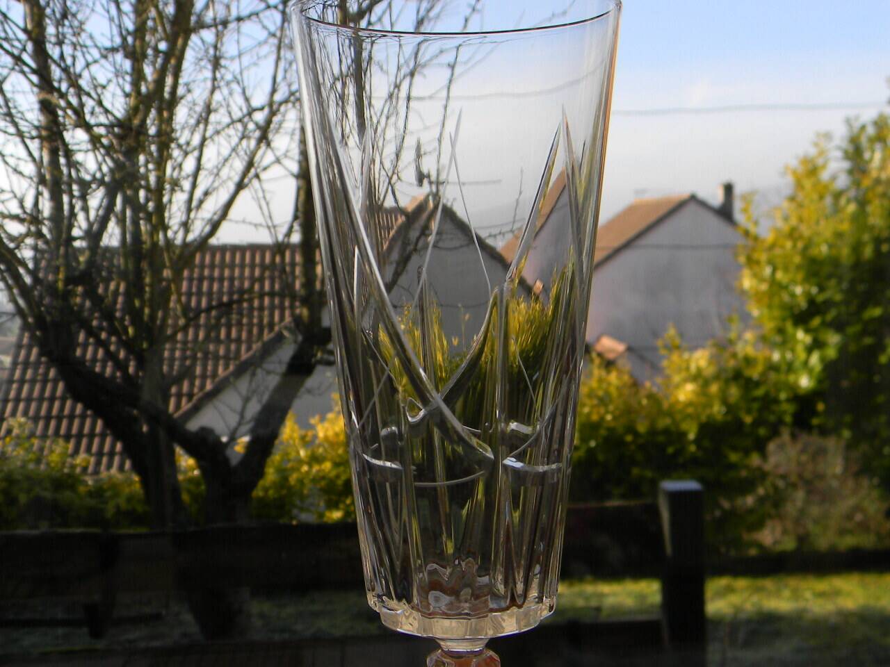Lot de 6 flûtes à champagne en cristal.