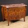 Commode lombarde en marqueterie de style Louis XV avec plateau en marbre