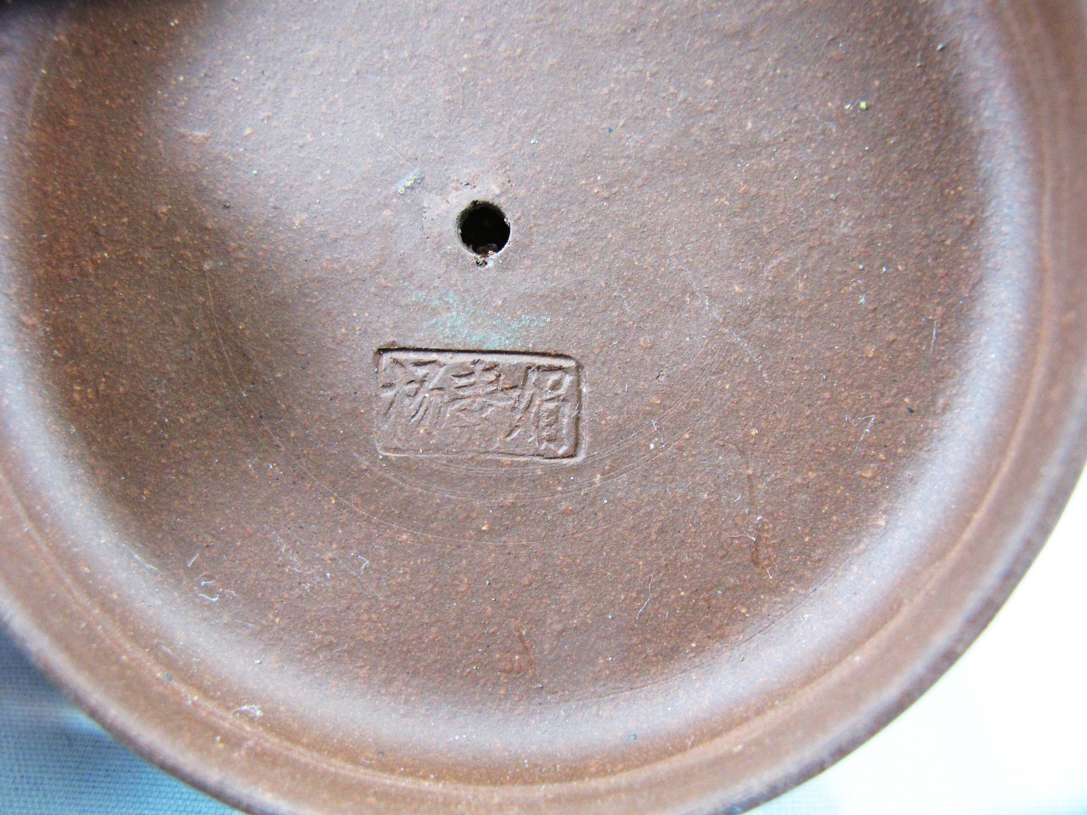 Large terracotta teapot yi xing chinese China