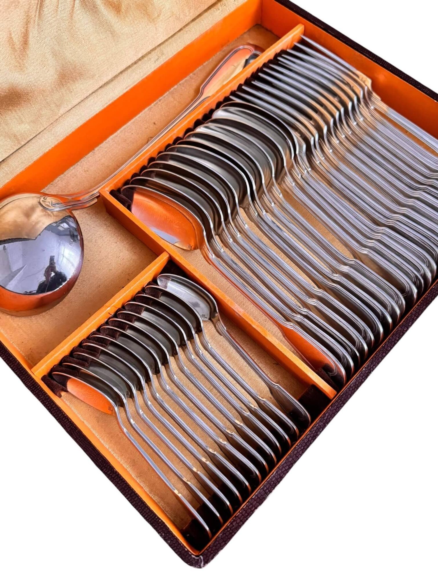 Vintage Ercuis cutlery set of 37 pieces, Chinon model.
