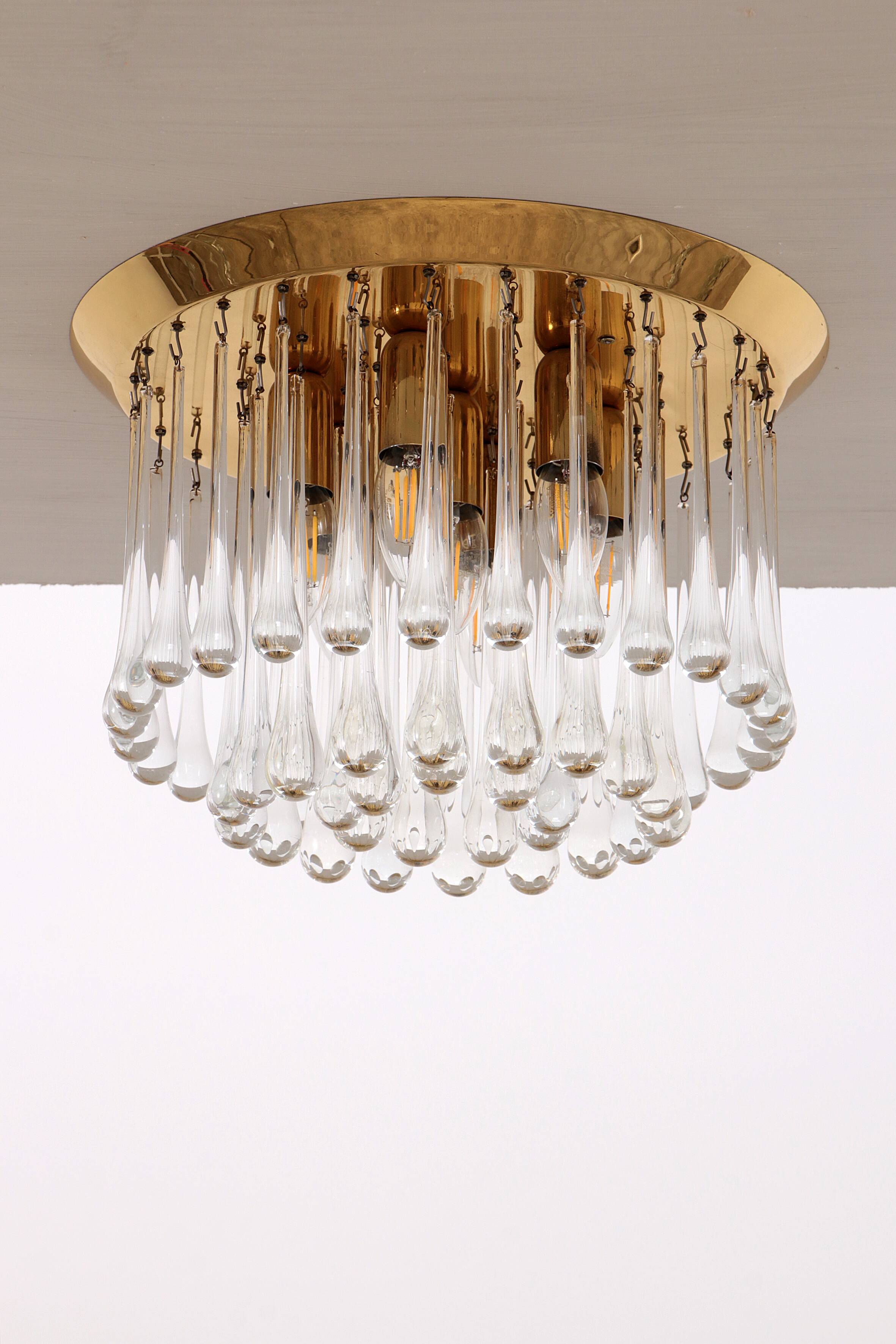 Set of two J.T. Kalmar Murano Raindrop hanging lamps, 1970 Austria