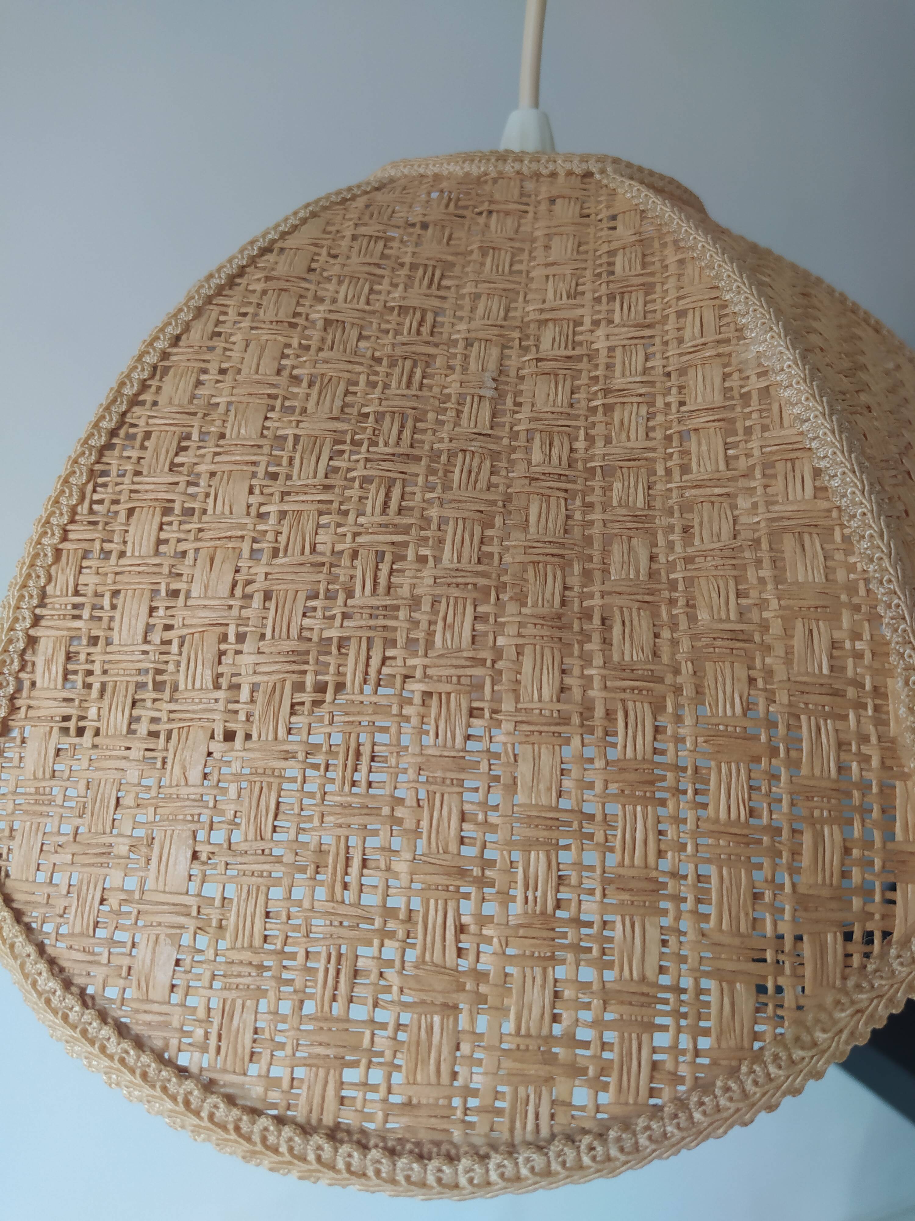 Vintage straw hanging lamp