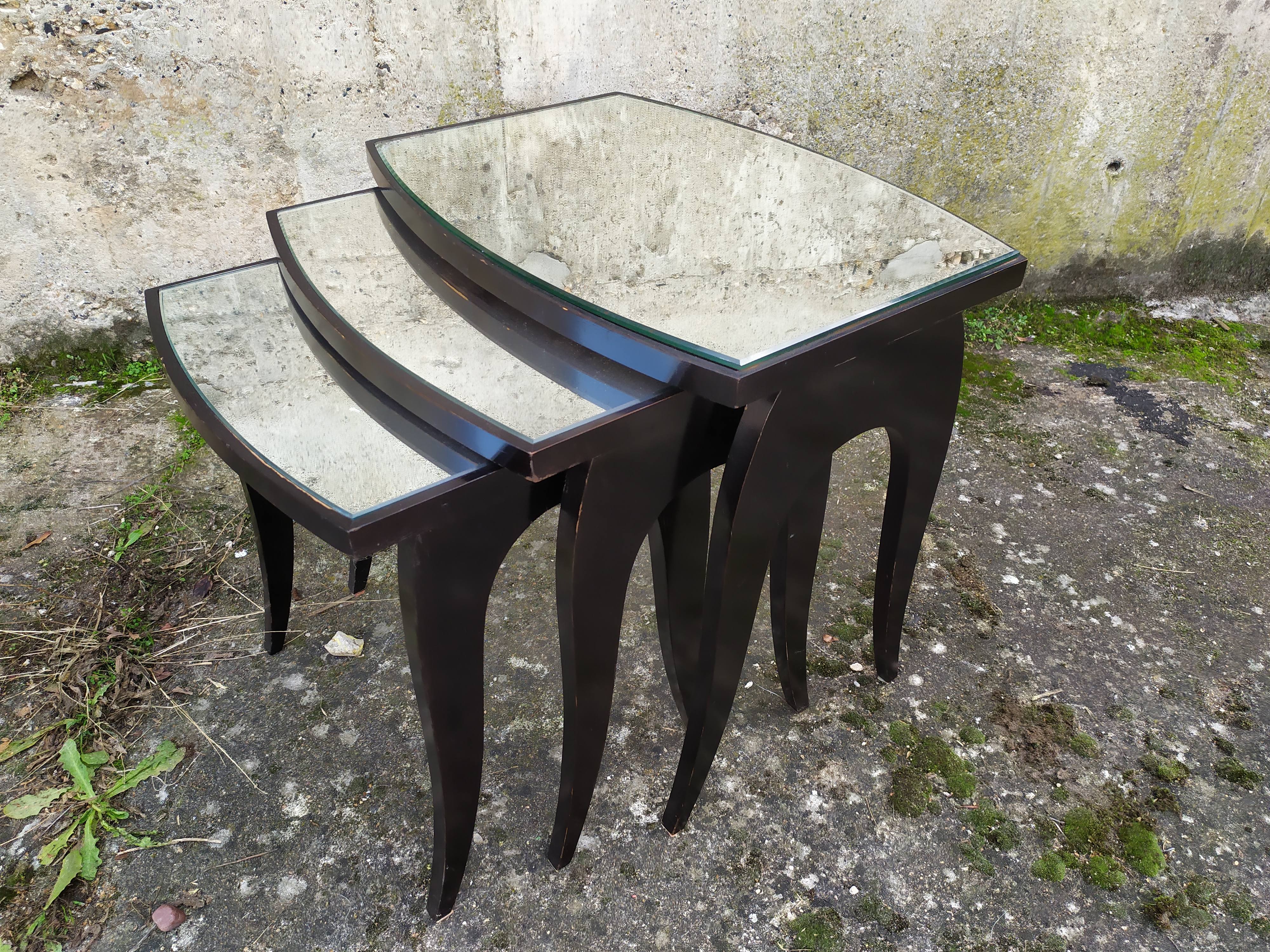 Tables gigognes art déco