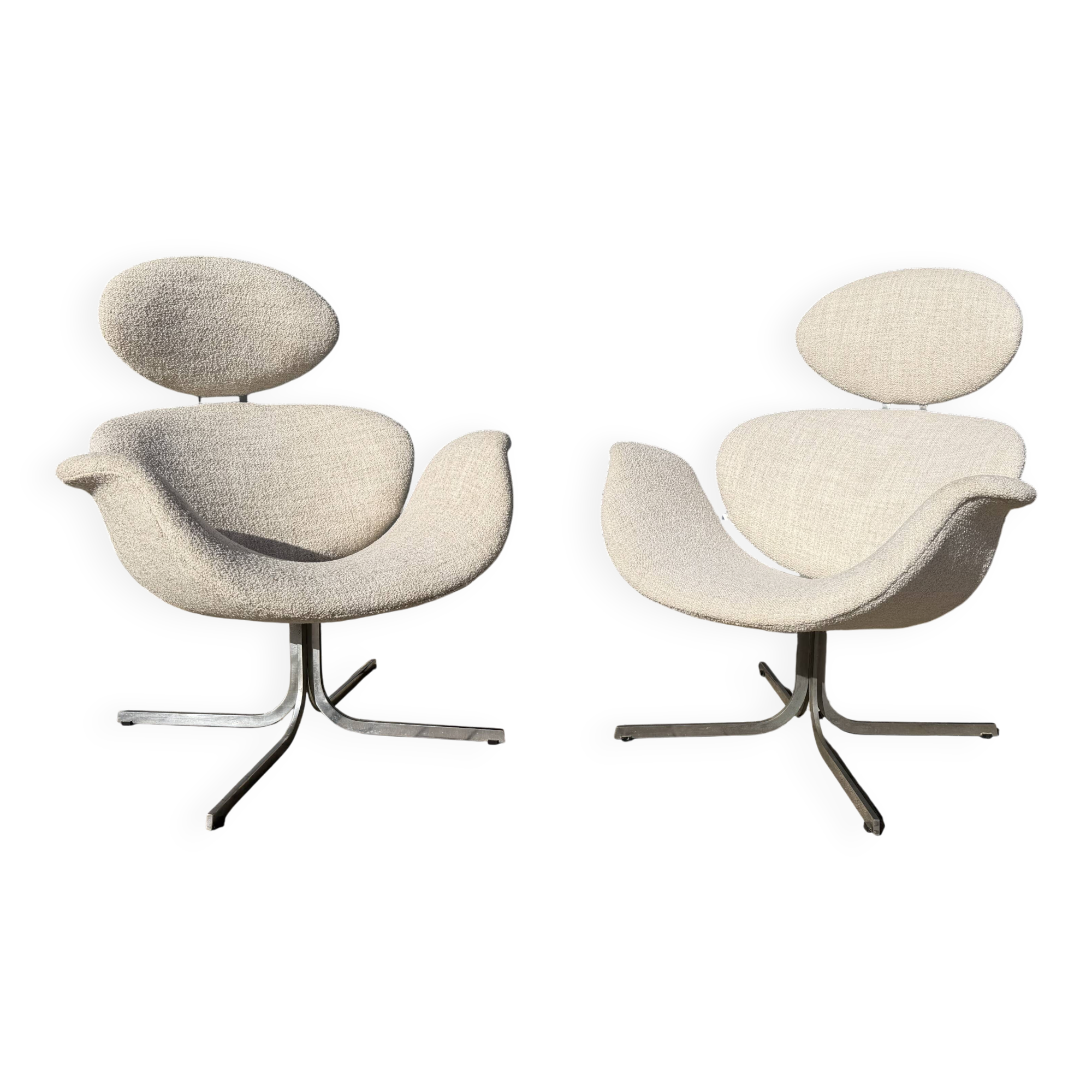 2x 1st edition Artifort Big Tulip in new condition!! Pierre Paulin