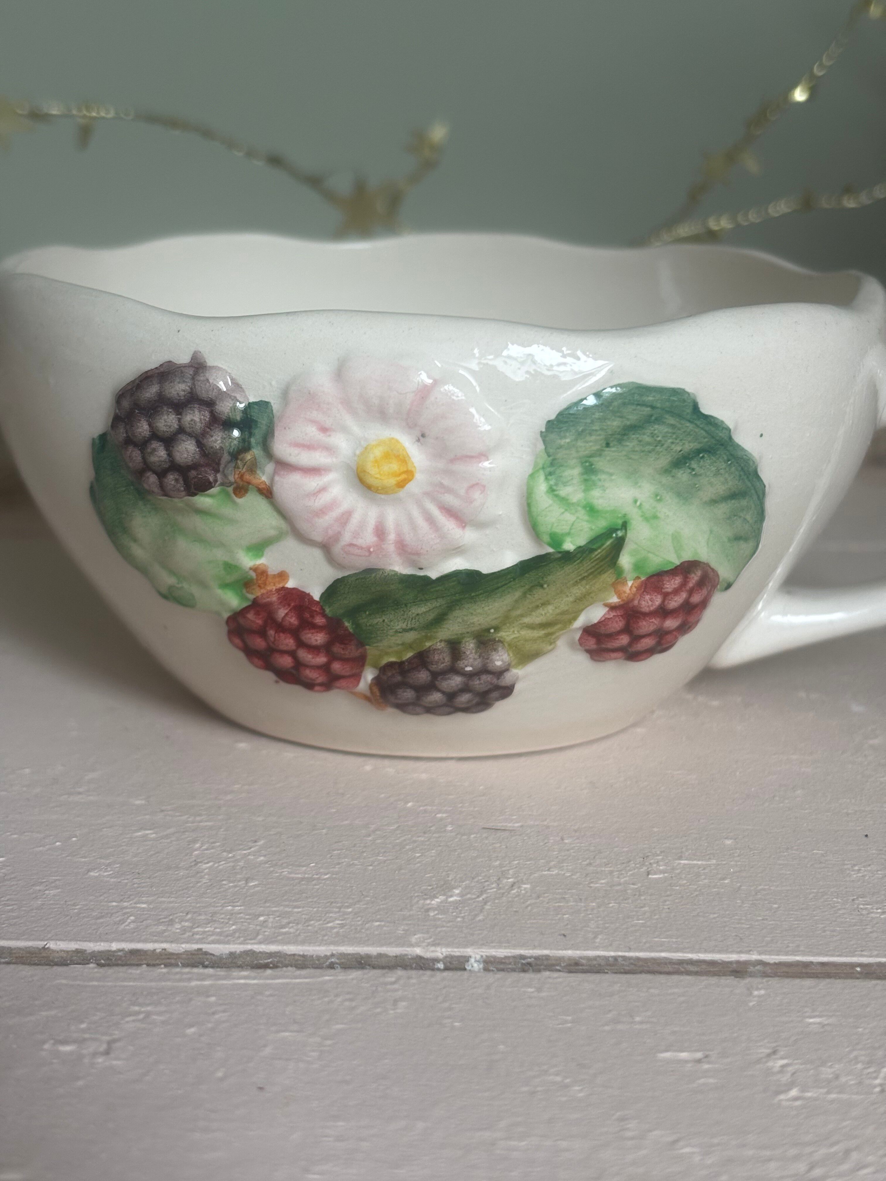Vintage barbotine fruit cup Francesco Guarino