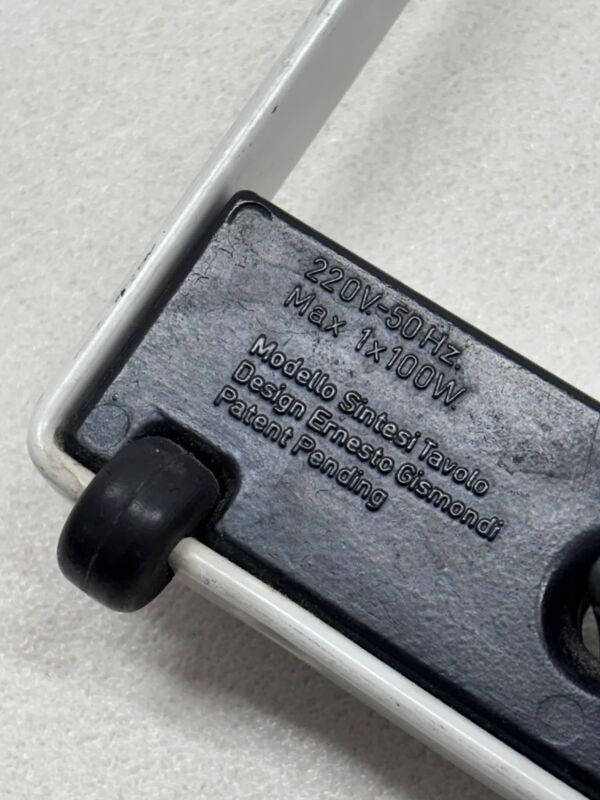 Lampe Sintesi conçue par Ernesto Gismondi pour Artemide, 1976