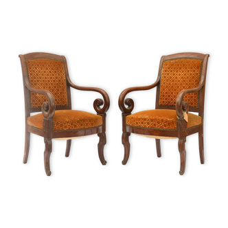 Pair of Restoration-style armchairs