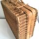 Valise ancienne en rotin