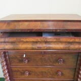 Scottish mahogany chest of drawers from 1880