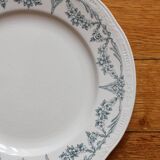 2 assiettes à dessert en terre de fer "Louis XVI" U&C Sarreguemines