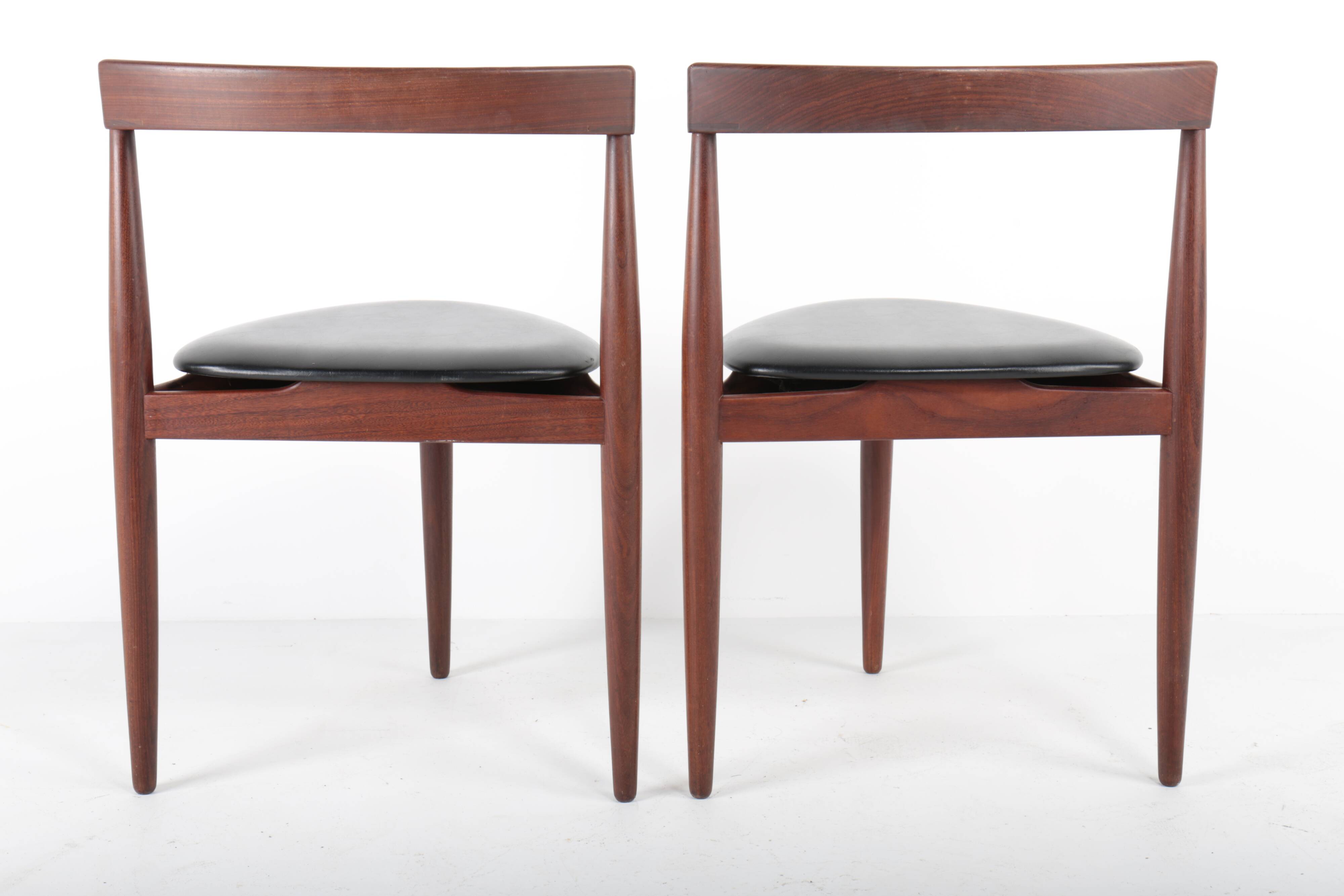 Pair of "Roundette" chairs by Hans Olsen for Frem Rolje, Denmark