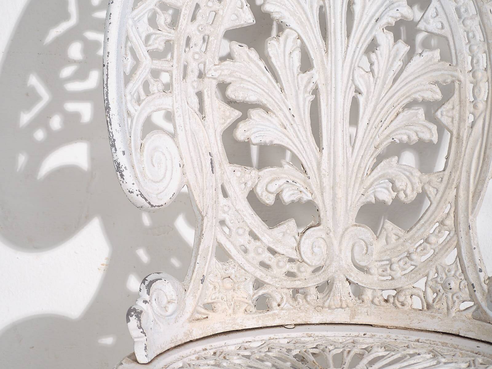 Art Nouveau garden table and chairs set (circa 1950). 5-piece set