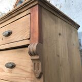 Pine dresser